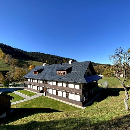 Ferienwohnung Polansky Dvur Velké Karlovice Exterior foto