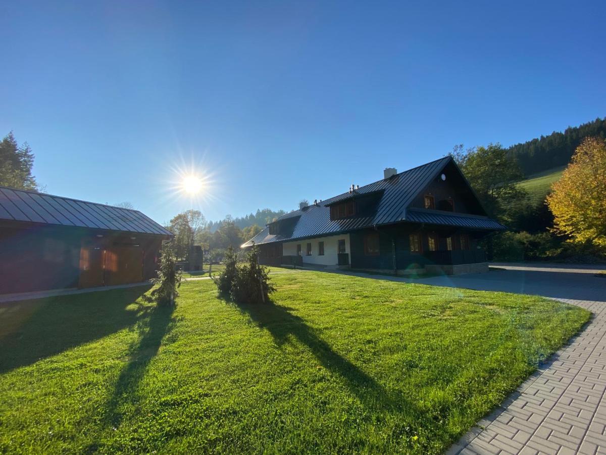 Ferienwohnung Polansky Dvur Velké Karlovice Exterior foto
