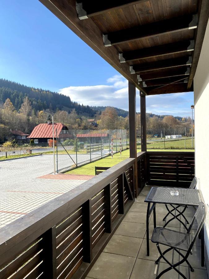 Ferienwohnung Polansky Dvur Velké Karlovice Exterior foto