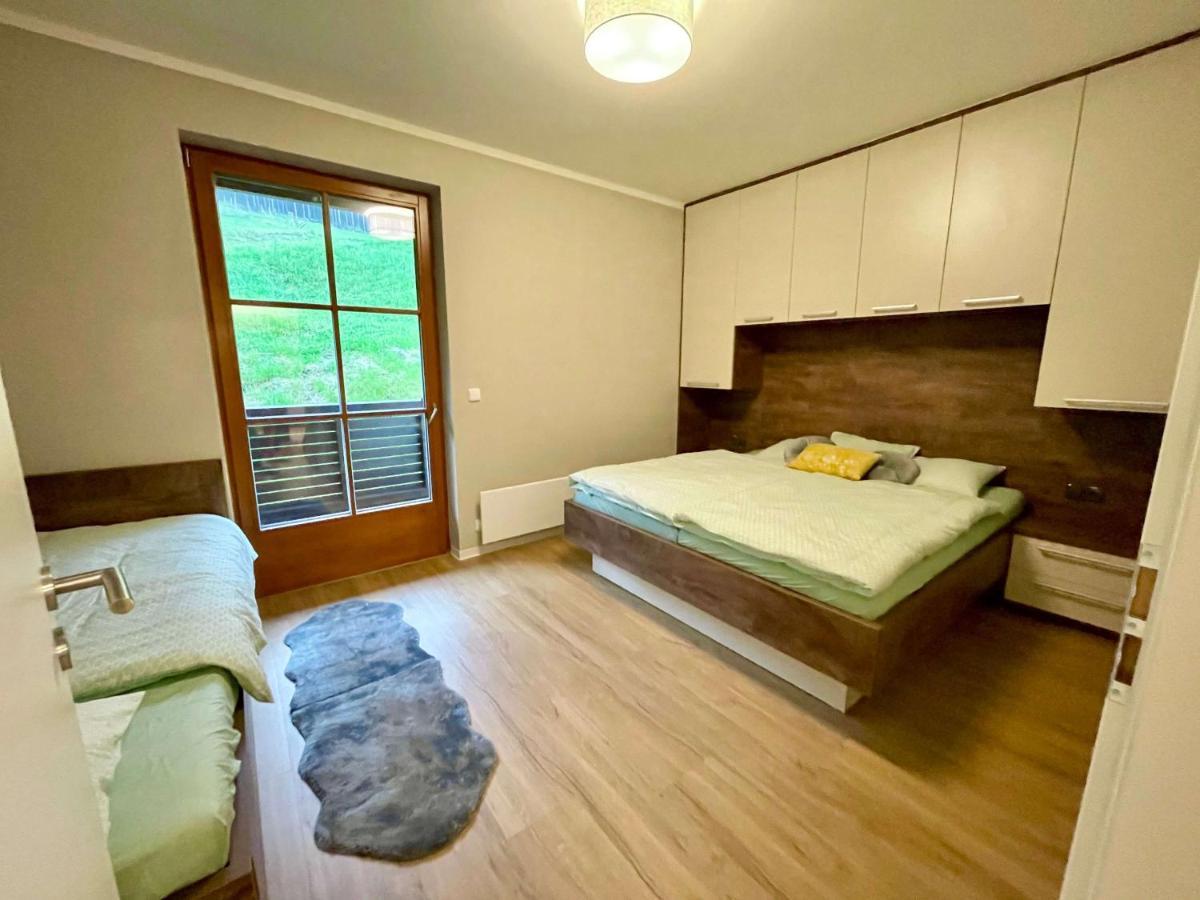 Ferienwohnung Polansky Dvur Velké Karlovice Exterior foto